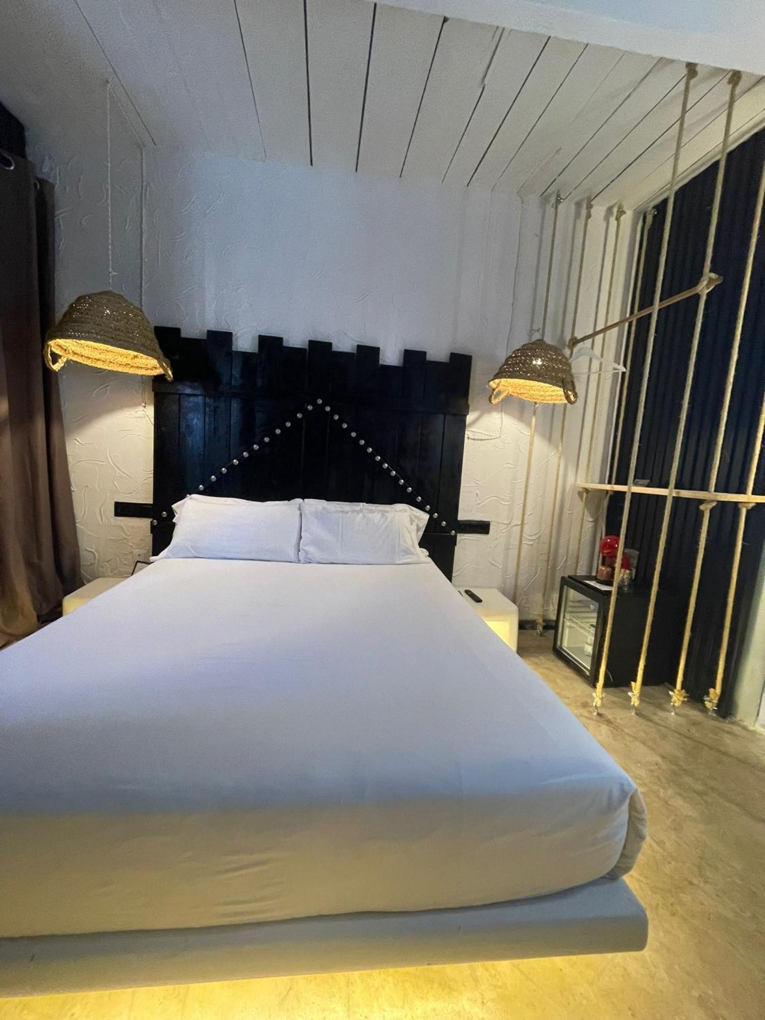 Paiise Hotels Sant Francesc de s'Estany Zewnętrze zdjęcie